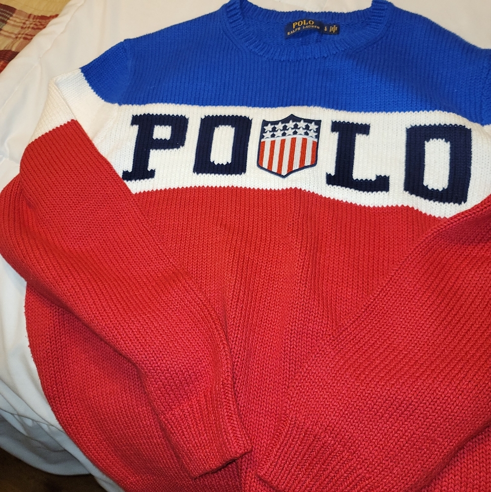 Polo sweater
